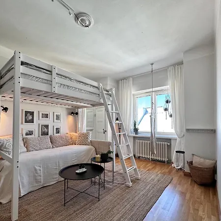 Hello - Kallio Helsinki