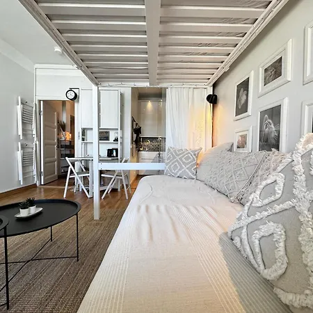 Hello - Kallio Helsinki